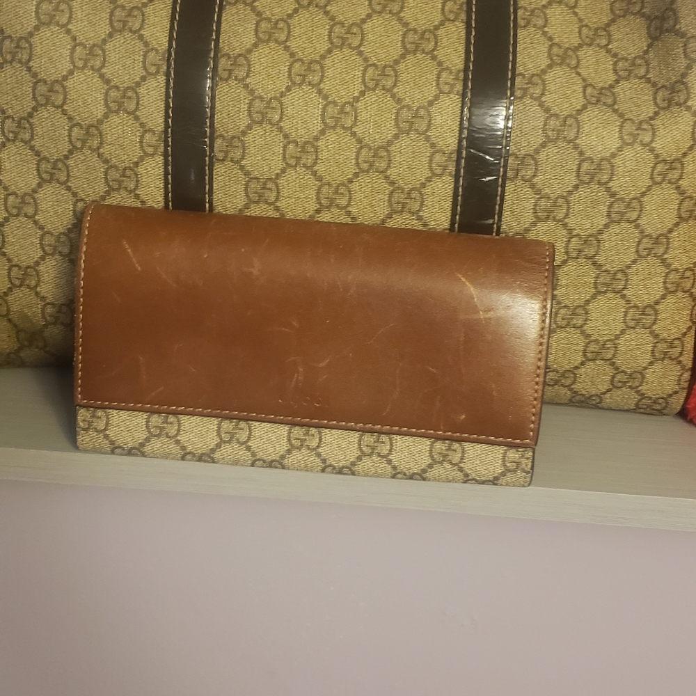 Authentic Gucci purse - Picture 2 of 16